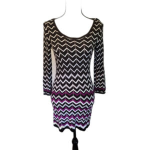 WHBM White House Black Market knit chevron ripple pattern long sleeve dress,sz M